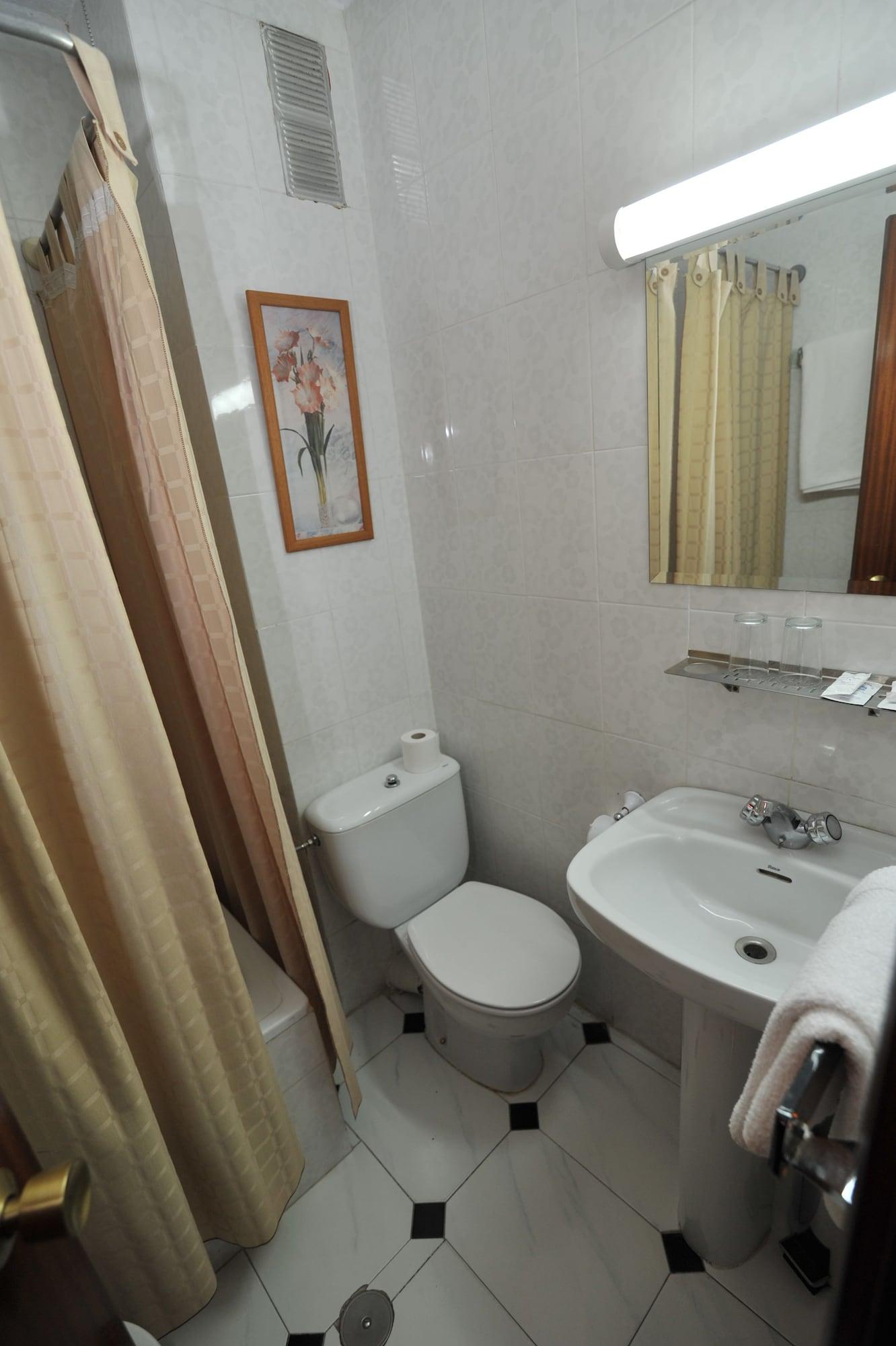 Hostal Goyma I San Fernando De Henares Eksteriør bilde