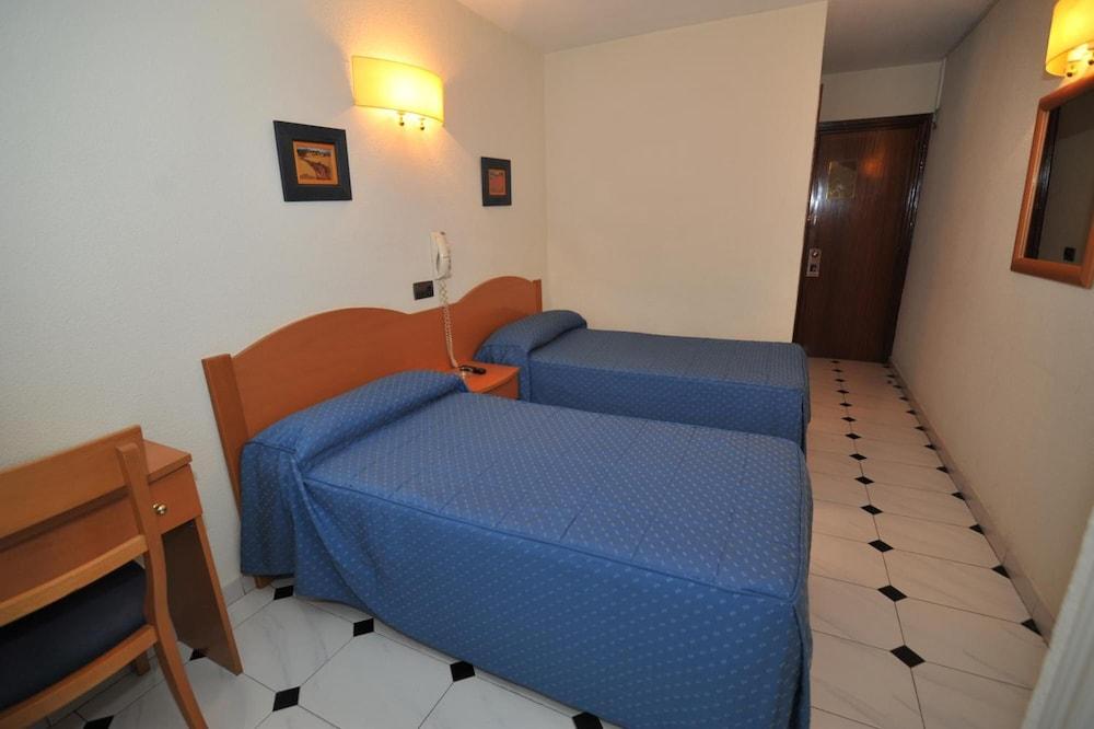 Hostal Goyma I San Fernando De Henares Eksteriør bilde