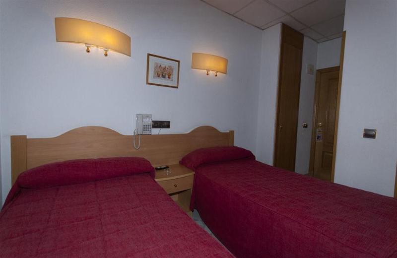 Hostal Goyma I San Fernando De Henares Eksteriør bilde