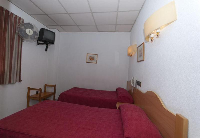 Hostal Goyma I San Fernando De Henares Eksteriør bilde