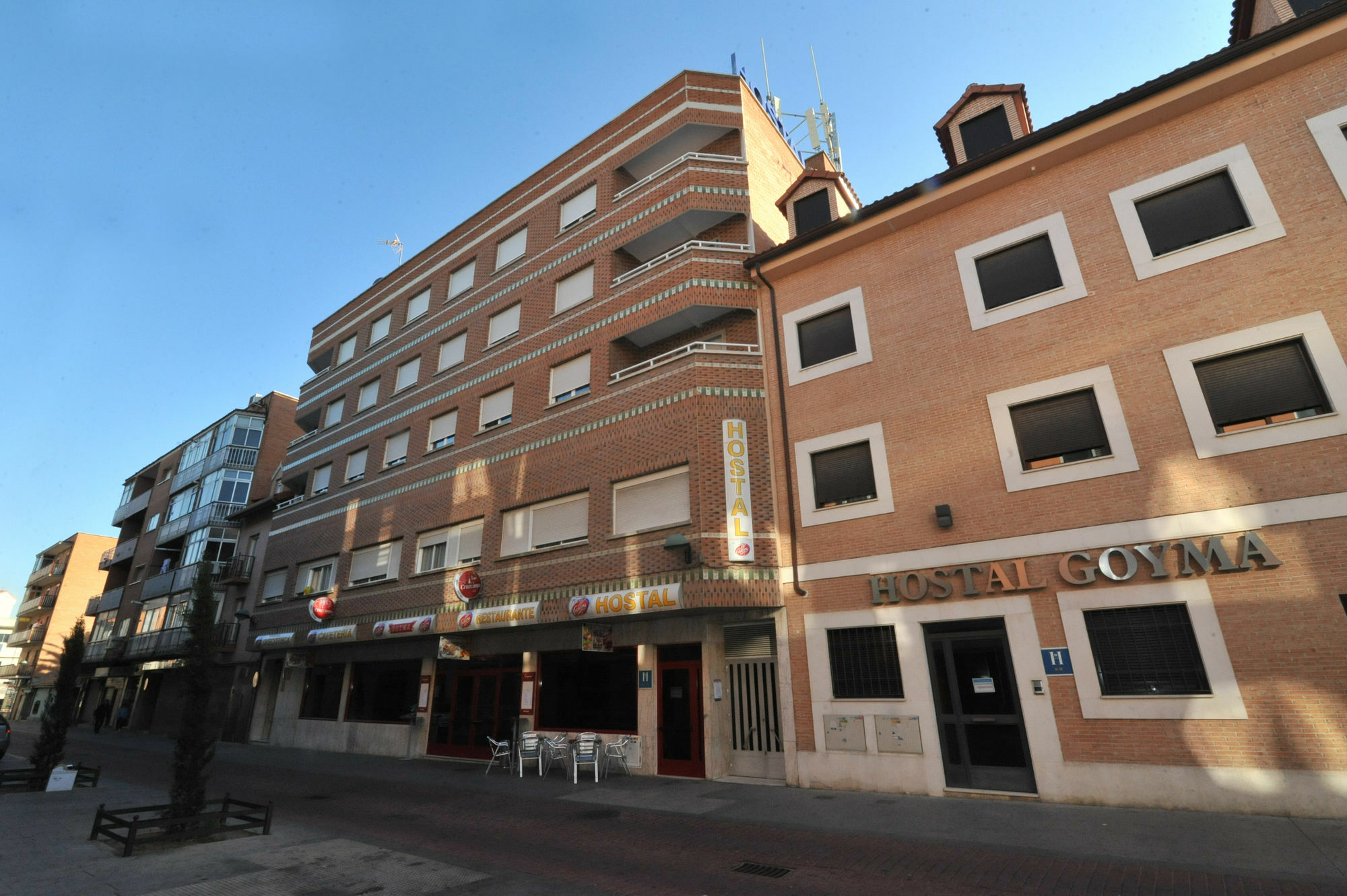 Hostal Goyma I San Fernando De Henares Eksteriør bilde